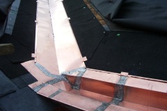 Copper_valley_connecting_to_a_Built-in_gutter__B_