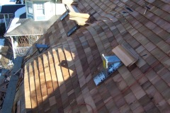 Wood_shingles_on_a_dormer__B_